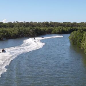 Veranstaltung: Gold Coast Jet Ski Safari, Tropical Island Stopover + Parasail Combo: 2.5 Hours, Gold Coast Jet Ski Safaris in Main Beach