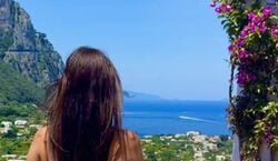 Veranstaltung: Tour dell'Isola di Capri in piccolo gruppo da Napoli con guida locale, Molo Beverello in Naples