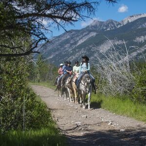 Veranstaltung: Sundance Loop Trail Ride from Banff, Banff City Tours in Banff