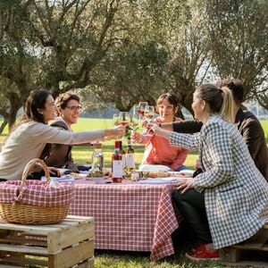 Veranstaltung: Cantina Mazzarosa: Picnic di campagna nell'uliveto, Mazzarosa Winery in Roseto degli Abruzzi