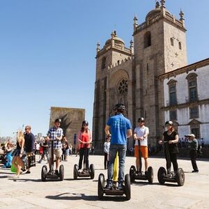 Veranstaltung: Tour de Segway de 3 horas pelo melhor do Porto - Experiência guiada, Porto Walking Tours in Porto