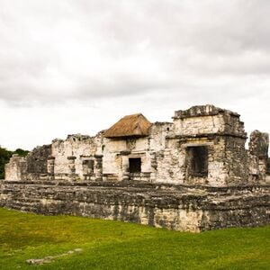 Veranstaltung: Ruinas Mayas de Tulum, Cenote Mariposa y Playa del Carmen: Viaje de ida y vuelta con almuerzo, Tulum and Cenotes Day trips from Cancún in Cancún