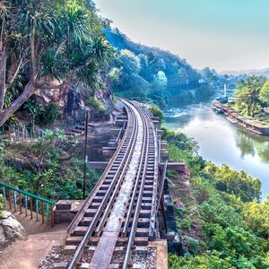 Veranstaltung: Bridge On The River Kwai Tour: Speedboat, Train Ride & Lunch from Bangkok, Day Trips from Bangkok in Bangkok