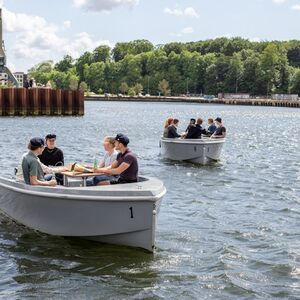 Veranstaltung: Odense: 1 or 2-Hour Boat Rental (No License Required), Odense Congress Center in Odense SØ