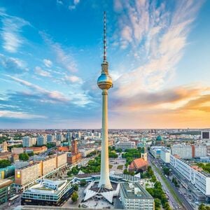 Veranstaltung: City Circle Berlin: Hop-on Hop-off Stadtrundfahrt, Hop-on Hop-off Bus Berlin - Meeting Point in Berlin