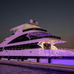 Veranstaltung: Dubai Harbour: Super Yacht Experience with Live Music & Drinks, Dubai Cruises in Dubai