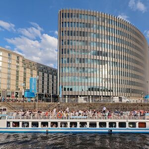 Veranstaltung: Berlin: 2,5-stündige Stadt- und Wasserstraßen-Tour, Babylon in Berlin