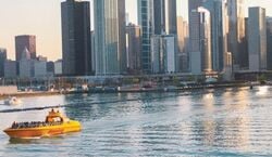 Veranstaltung: Chicago Lakefront Fireworks Cruise, Chicago Speedboat Cruises in Chicago