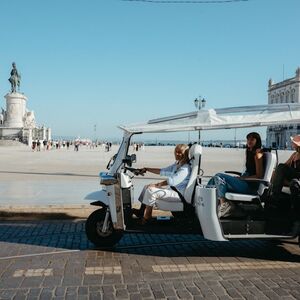 Veranstaltung: Lisboa: Passeio guiado de 1 hora em Eco Tuk Tuk, Lisbon Tuk Tuk Tours in Lisbon