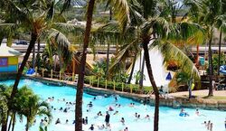 Veranstaltung: Coral Crater Park & Wet 'n' Wild Hawaii: Zip & Dip + Transport from Waikiki, Day Trips from Waikiki in Kapolei