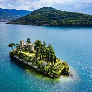 Veranstaltung: Crociera sul Lago d'Iseo, Monte Isola e Bergamo: una gita di un giorno da Milano, Iseo lake Day Trips from Milan in Milan