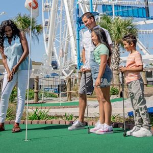 Veranstaltung: SkyWheel Panama City Beach: Mini Golf, SkyWheel Panama City Beach in Panama City Beach