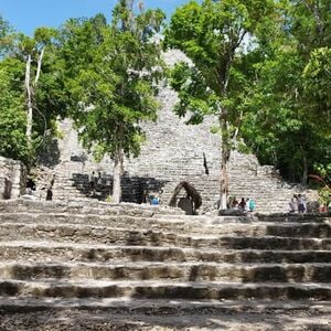 Veranstaltung: Yacimiento arqueológico de Cobá: Entrada + Tour guiado, Cobá Archaeological Site in Coba