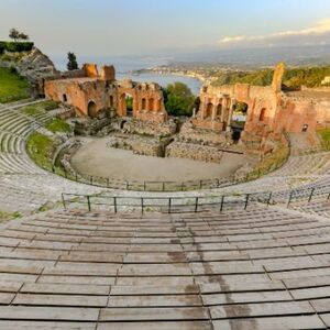 Veranstaltung: Teatro Antico di Taormina: Tour guidato, Ancient Theater of Taormina in Taormina