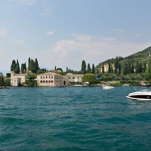 Veranstaltung: Lago di Garda: tour storico in barca da Peschiera del Garda, Lake Garda Activities in Sirmione