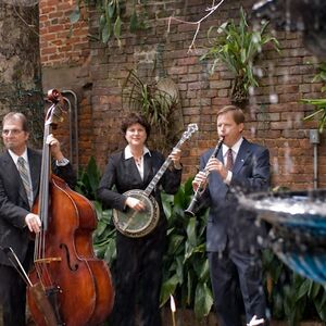 Veranstaltung: French Quarter Live Jazz Brunch + Mimosa, The Court of Two Sisters in New Orleans