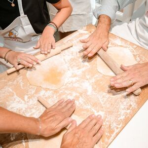 Veranstaltung: Napoli: Tour del mercato e lezione di cucina con cena di 3 portate, Naples Food Tours in Naples