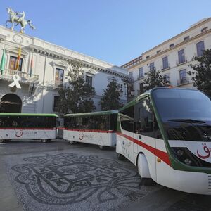 Veranstaltung: Tren turístico Granada, Granada Hop-on Hop-off Tours in Granada