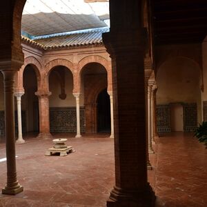 Veranstaltung: Monasterio de la Cartuja de Sevilla: Visita guiada privada, Cartuja Center in Sevilla