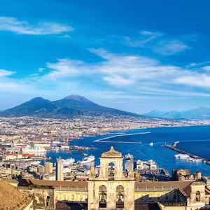 Veranstaltung: Vesuvio: Biglietto salta-coda + Viaggio da Napoli con il Vesuvio Express, Mount Vesuvius in Ercolano