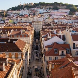 Veranstaltung: Lisboa: Passeio a pé autoguiado pelos bairros do Chiado e da Baixa, Lisbon Self-Guided Tours in Lisbon