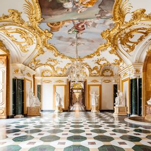 Veranstaltung: Palacio real y jardines de la Granja de San Ildefonso: Visita guiada, Royal Palace of La Granja de San Ildefonso in San Ildefonso