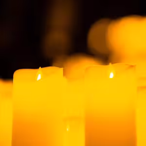 Veranstaltung: Candlelight: Ed Sheeran & Coldplay, St Peter's by the Waterfront in Ipswich
