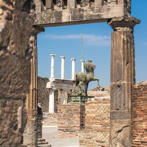 Veranstaltung: Pompei e il Vesuvio: Tour guidato + Gita di un giorno da Napoli, Vesuvius Day Trips from Naples in Naples