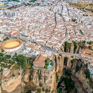 Veranstaltung: Ronda y Setenil de las Bodegas desde Málaga: Excursión guiada en grupo, Puente Nuevo in Ronda