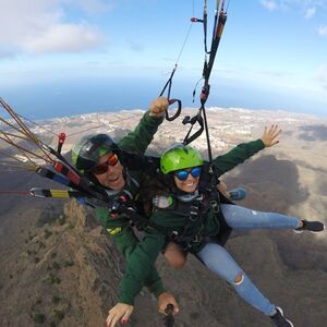 Veranstaltung: Tenerife: Vuelo en Parapente Acrobático, Tenerife Paragliding in Tenerife