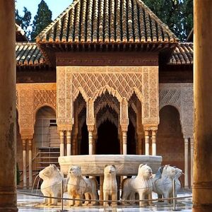 Veranstaltung: Alhambra y Palacios nazaríes: Entrada sin colas + Transporte desde Sevilla, Alhambra in granada