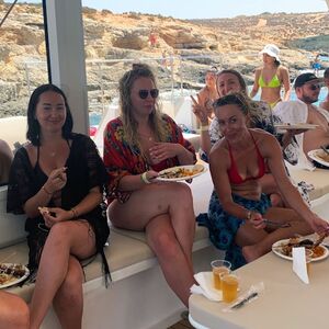 Veranstaltung: Comino: Blue Lagoon Day Trip and Catamaran Sailing, Comino Blue Lagoon Day Trips in Ghajnsielem