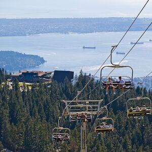 Veranstaltung: Grouse Mountain & Capilano Suspension Bridge Park: Guided Tour, Grouse Mountain in Vancouver