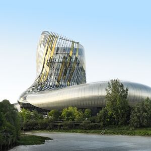 Veranstaltung: La Cité du Vin : Exposition permanente + Belvédère, La Cité du Vin in Bordeaux