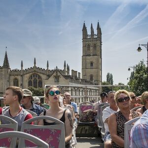 Veranstaltung: 24H or 48H Hop-on Hop-off Bus Oxford, Oxford New Theatre in oxford