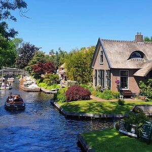 Veranstaltung: Zaanse Schans & Giethoorn: Guided Tour + Electric Boat Trip, Zaanse Schans Day Trips from Amsterdam in Amsterdam