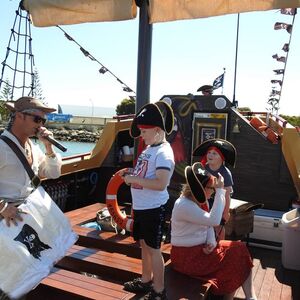 Veranstaltung: Pirate Cruise: A 45-Minute Themed Adventure, Pirate Ship Mandurah in Mandurah