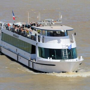 Veranstaltung: Bordeaux : Croisière guidée sur la Garonne + 1h à quai, Bordeaux Day Cruises in Bordeaux