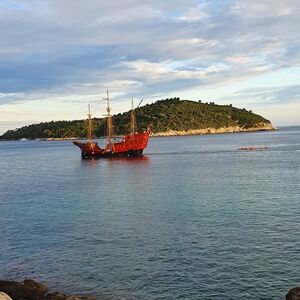 Veranstaltung: Panoramic Cruise around Old Town Dubrovnik by Karaka, Dubrovnik Cruises in Dubrovnik