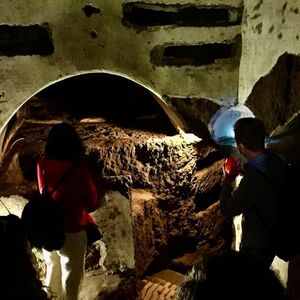 Veranstaltung: Catacombe romane: Tour guidato espresso per piccoli gruppi con trasferimento, Catacombs of Domitilla in Rome