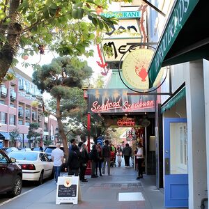 Veranstaltung: Hip & Hidden Chinatown + Old Town Food Tour Victoria, Victoria Public Market at the Hudson in Victoria