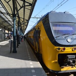 Veranstaltung: Amsterdam: Train Transfer To / From Zaanse Schans, Amsterdam Centraal in amsterdam