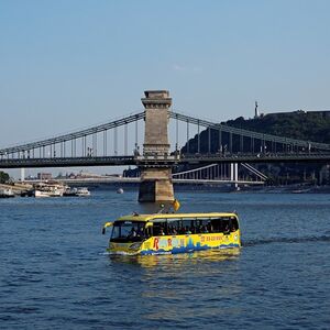 Veranstaltung: Budapest: RiverRide 1.5-Hr Floating Bus Experience, Budapest in budapest