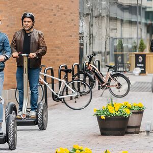 Veranstaltung: 30-Minute Distillery District Segway Tour in Toronto, Go Tours Canada - Distillery District in Toronto