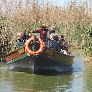 Veranstaltung: Valencia: Autobús Hop-on Hop-off de 48 horas con Línea Albufera + Paseo en Barco, Valencia Hop-on Hop-off Tours in València