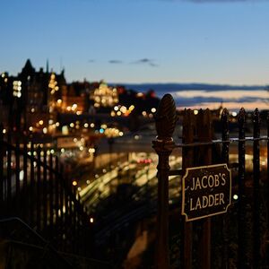 Veranstaltung: Edinburgh: Dark Secrets of the Old Town Ghost Walking Tour, Edinburgh Playhouse in Edinburgh