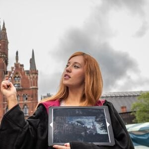 Veranstaltung: London: Harry Potter Film Sites Guided Tour + Afternoon Tea, London Theatre in london