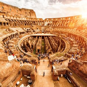 Veranstaltung: Colosseo e case romane del Celio: Esperienza multimediale, Colosseum in Rome