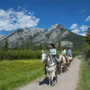 Veranstaltung: Bow River Horseback Ride from Banff, Banff City Tours in Banff