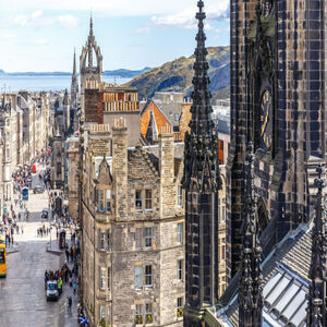 Veranstaltung: Old Town Edinburgh: The Gothic and The Grisly - Exploration Game, William Chambers Monument in Edinburgh